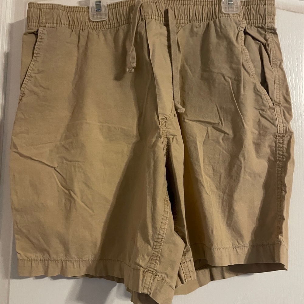 American Eagle Outfitters Tan Cargo Shorts Relaxed Fit M Basic Casual Preppy